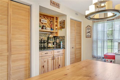 Villa ou maison à vendre à Wimauma, Floride: 4 chambres, 210.33 m2 № 2306137 - photo 6