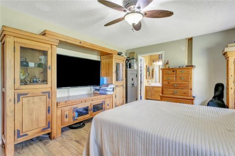 Villa ou maison à vendre à Wimauma, Floride: 4 chambres, 210.33 m2 № 2306137 - photo 15