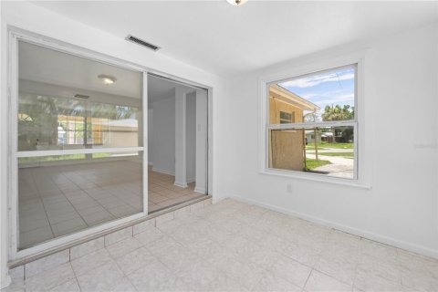 Casa en venta en New Port Richey, Florida, 3 dormitorios, 100.33 m2 № 1824580 - foto 22