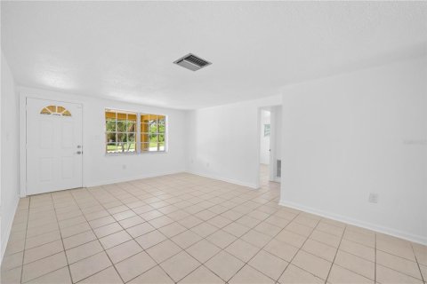 Casa en venta en New Port Richey, Florida, 3 dormitorios, 100.33 m2 № 1824580 - foto 7