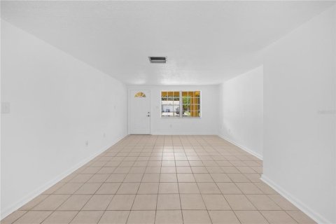 Casa en venta en New Port Richey, Florida, 3 dormitorios, 100.33 m2 № 1824580 - foto 8