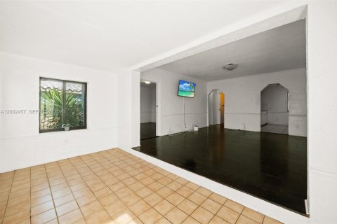 Купить виллу или дом в Холливуд, Флорида 2 спальни, 115.01м2, № 2066523 - фото 8