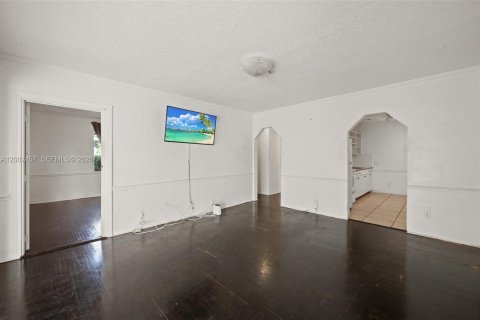 Купить виллу или дом в Холливуд, Флорида 2 спальни, 115.01м2, № 2066523 - фото 11