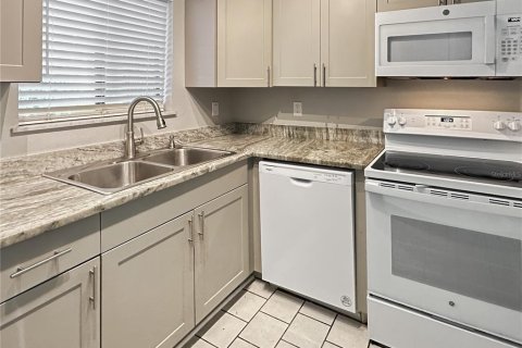 Condominio en venta en Longwood, Florida, 2 dormitorios, 94.76 m2 № 1521830 - foto 2