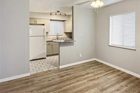 Condominio en venta en Longwood, Florida, 2 dormitorios, 94.76 m2 № 1521830 - foto 11