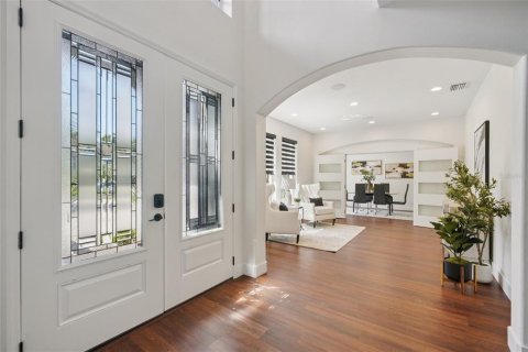 House in Wesley Chapel, Florida 6 bedrooms, 402.45 sq.m. № 1849815 - photo 2