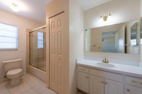 Casa en venta en Sun City Center, Florida, 2 dormitorios, 166.85 m2 № 1678113 - foto 25