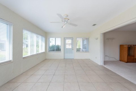 Casa en venta en Sun City Center, Florida, 2 dormitorios, 166.85 m2 № 1678113 - foto 16