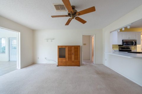 Casa en venta en Sun City Center, Florida, 2 dormitorios, 166.85 m2 № 1678113 - foto 7