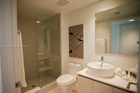 Купить кондоминиум в Халландейл-Бич, Флорида 2 спальни, 94.76м2, № 2053649 - фото 13