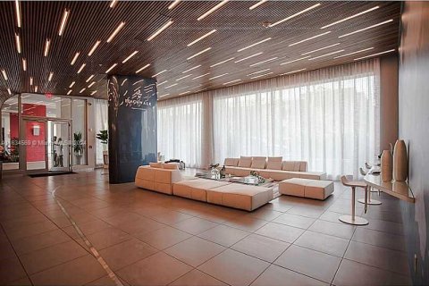 Купить кондоминиум в Халландейл-Бич, Флорида 2 спальни, 94.76м2, № 2053649 - фото 2