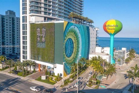 Copropriété à vendre à Hollywood, Floride: 1 chambre, 74.51 m2 № 2045997 - photo 21