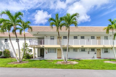 Condo in Dania Beach, Florida, 1 bedroom  № 2363668