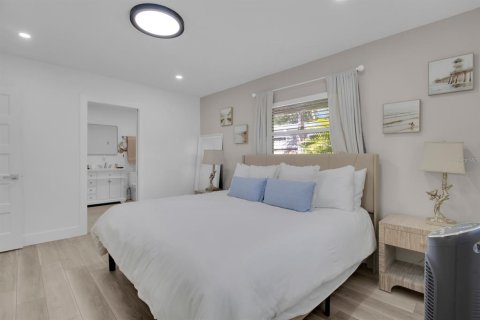 Casa en venta en Osteen, Florida, 3 dormitorios, 146.97 m2 № 2200963 - foto 14