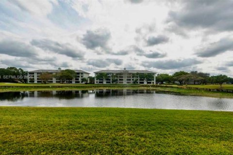 Copropriété à louer à Davie, Floride: 2 chambres, 128.67 m2 № 2003531 - photo 17