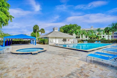 Copropriété à louer à Davie, Floride: 2 chambres, 128.67 m2 № 2003531 - photo 13