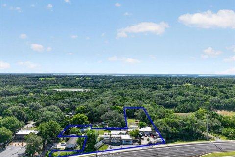 Immobilier commercial à Lady Lake, Floride 419.18 m2 № 2133931