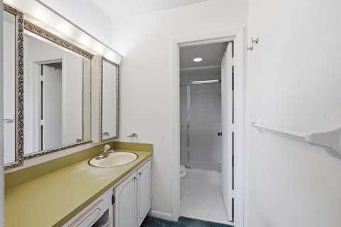 Condo in Fort Lauderdale, Florida, 2 bedrooms № 2272487 - photo 13