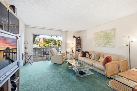 Condo in Fort Lauderdale, Florida, 2 bedrooms № 2272487 - photo 8
