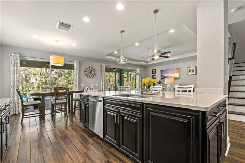 House in Ellenton, Florida 5 bedrooms, 292.83 sq.m. № 1685225 - photo 15
