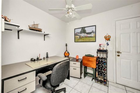 House in Port Charlotte, Florida 3 bedrooms, 188.78 sq.m. № 1680336 - photo 21
