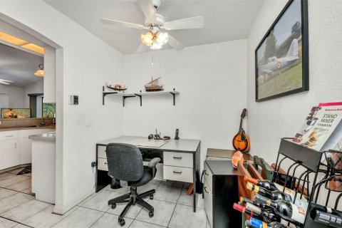House in Port Charlotte, Florida 3 bedrooms, 188.78 sq.m. № 1680336 - photo 22