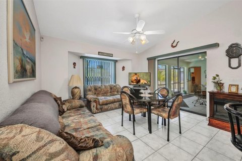 House in Port Charlotte, Florida 3 bedrooms, 188.78 sq.m. № 1680336 - photo 23