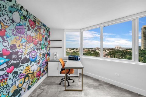 Condo in Miami Beach, Florida, 2 bedrooms № 2081378 - photo 11