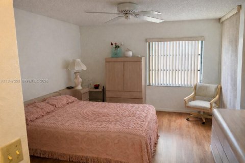 Copropriété à vendre à Miami, Floride: 2 chambres, 119.19 m2 № 2004027 - photo 11