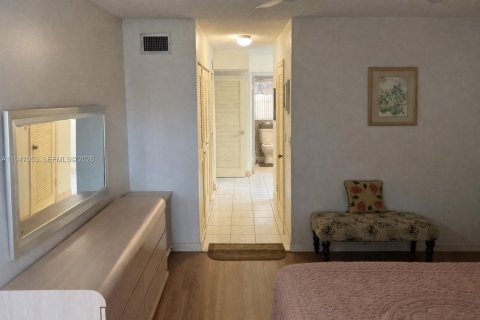 Copropriété à vendre à Miami, Floride: 2 chambres, 119.19 m2 № 2004027 - photo 13