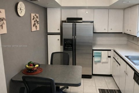 Copropriété à vendre à Miami, Floride: 2 chambres, 119.19 m2 № 2004027 - photo 7