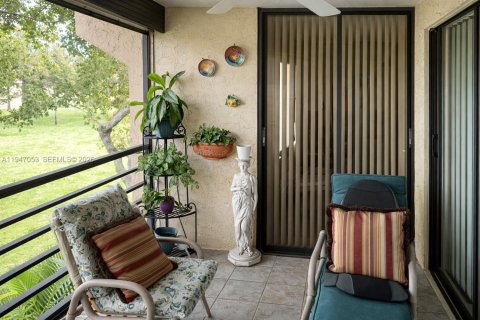 Copropriété à vendre à Miami, Floride: 2 chambres, 119.19 m2 № 2004027 - photo 22