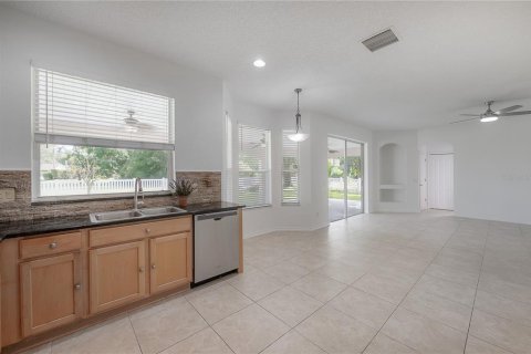 Villa ou maison à vendre à Wesley Chapel, Floride: 4 chambres, 235.23 m2 № 2198116 - photo 7