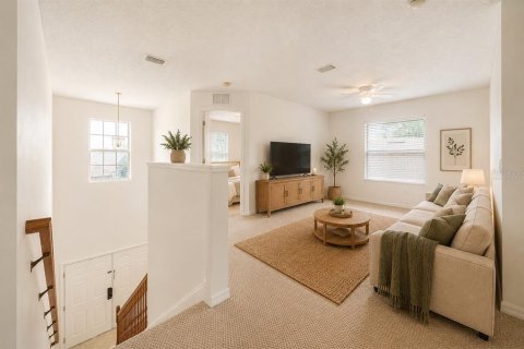 Villa ou maison à vendre à Wesley Chapel, Floride: 4 chambres, 235.23 m2 № 2198116 - photo 12