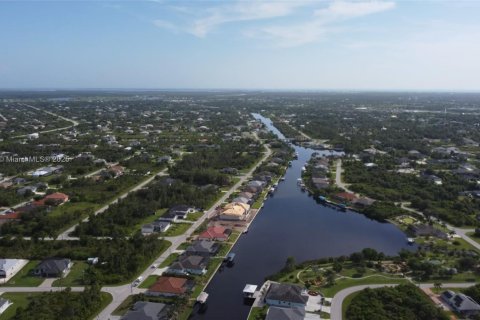 Terreno en venta en Port Charlotte, Florida № 1955477 - foto 5