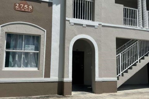 Condominio en Homestead, Florida, 3 dormitorios  № 2076055