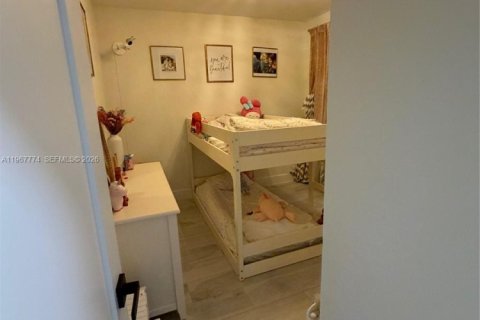 Adosado en venta en Doral, Florida, 3 dormitorios, 146.6 m2 № 2029911 - foto 9