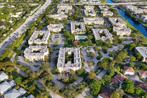 Condo in Miami, Florida, 1 bedroom № 2012810