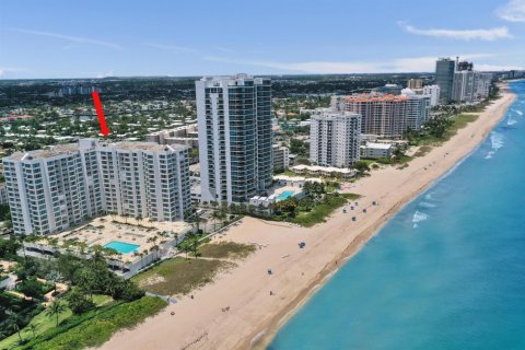 Condo in Lauderdale-by-the-Sea, Florida, 1 bedroom № 2265446 - photo 6