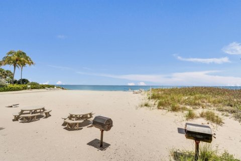 Condo in Lauderdale-by-the-Sea, Florida, 1 bedroom № 2265446 - photo 29
