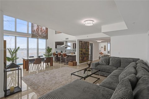 Copropriété à louer à North Bay Village, Floride: 5 chambres, 231.88 m2 № 2154889 - photo 2