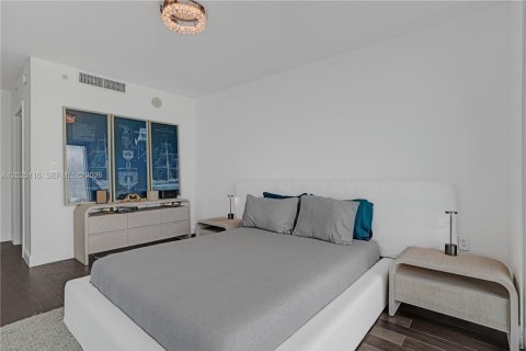 Copropriété à louer à North Bay Village, Floride: 5 chambres, 231.88 m2 № 2154889 - photo 27