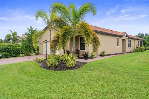 Casa en alquiler en Bradenton, Florida, 2 dormitorios, 177.26 m2 № 1637799 - foto 3