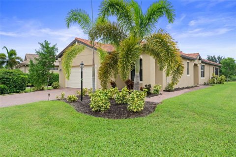 Casa en alquiler en Bradenton, Florida, 2 dormitorios, 177.26 m2 № 1637799 - foto 5