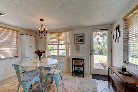 Villa ou maison à vendre à Ormond Beach, Floride: 3 chambres, 109.81 m2 № 2398979 - photo 7