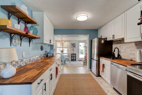 Villa ou maison à vendre à Ormond Beach, Floride: 3 chambres, 109.81 m2 № 2398979 - photo 5