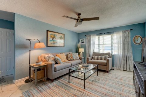 Villa ou maison à vendre à Ormond Beach, Floride: 3 chambres, 109.81 m2 № 2398979 - photo 9