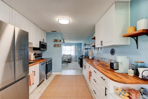 Villa ou maison à vendre à Ormond Beach, Floride: 3 chambres, 109.81 m2 № 2398979 - photo 6