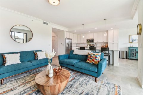 Condo in Bradenton, Florida, 2 bedrooms in LAKEWOOD NATIONAL № 2109047 - photo 15