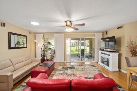 House in Ocala, Florida 3 bedrooms, 146.41 sq.m. № 2212626 - photo 28